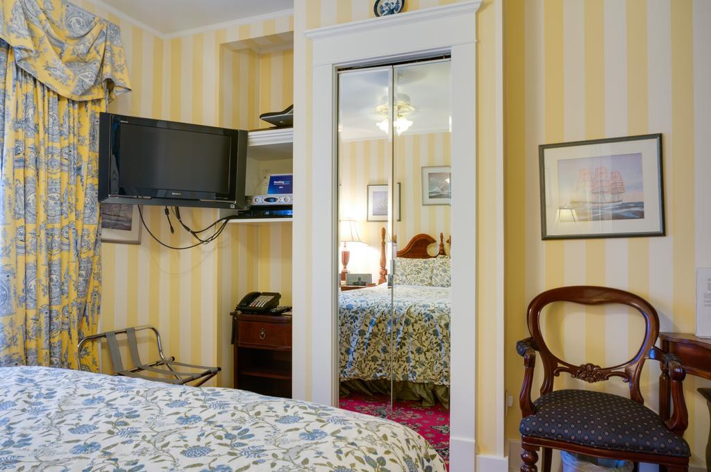 Calgary Westways Guest House Zimmer foto