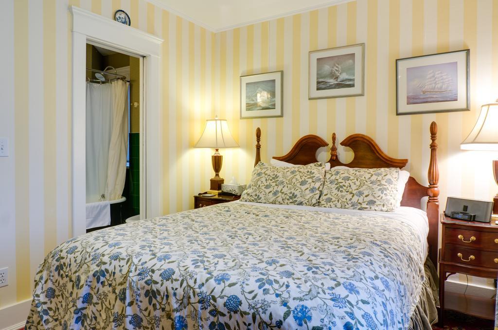 Calgary Westways Guest House Zimmer foto