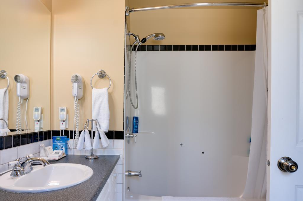 Calgary Westways Guest House Zimmer foto
